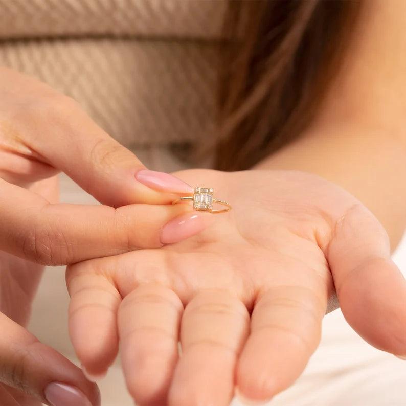 0.25 Karat Baget Pırlanta Yüzük - Karel - Mim Diamond