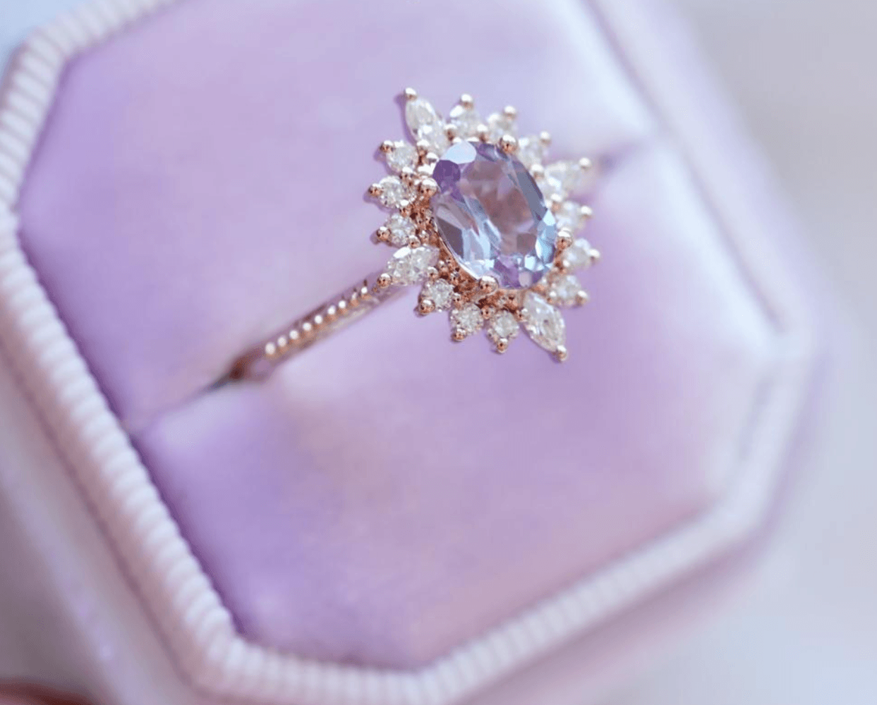 Vintage Art Deco Oval Alexandrite Yüzük - Acubens