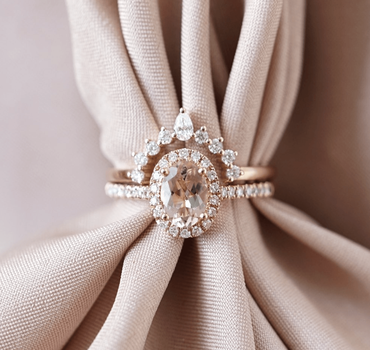 Vintage Oval Morganit Işık Halkası Yüzük - Megrez