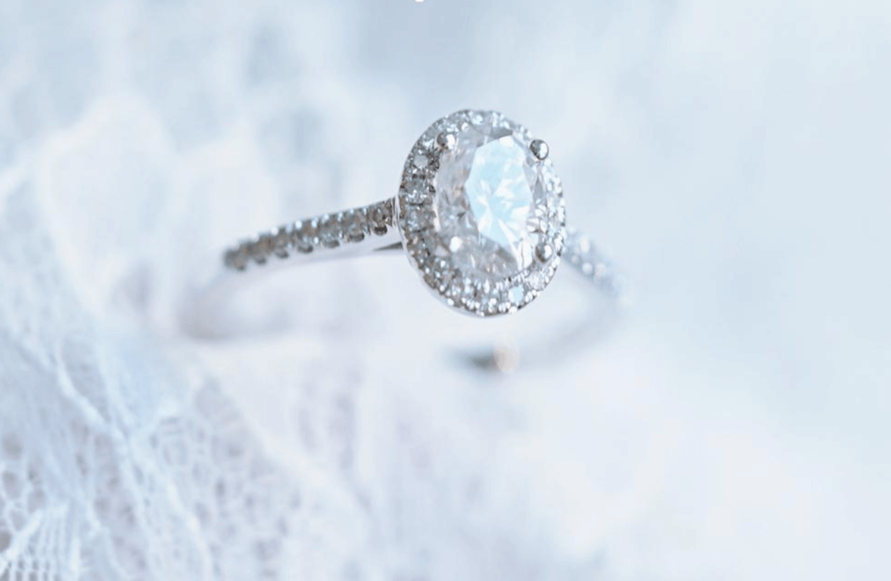 Vintage Oval Mozanit Işık Halkası Yüzük - Matar