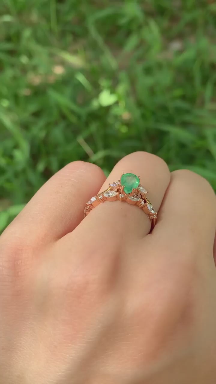 Кольцо Vintage Drop Emerald - Alderamin