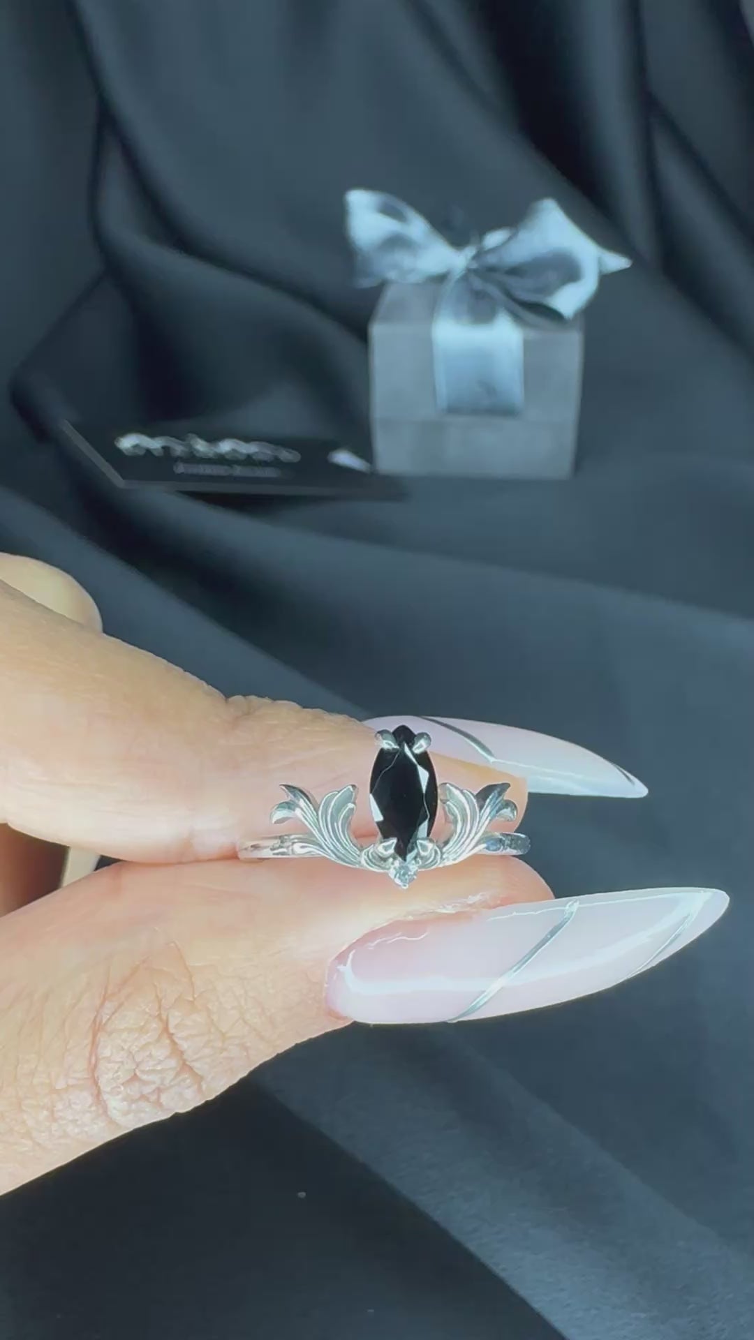 Винтажное кольцо с александритом маркиз - Ayzen