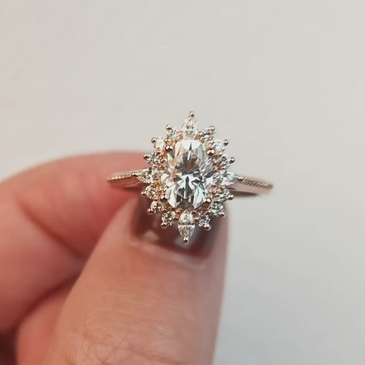 Vintage Art Deco Oval Mozanit Yüzük - Adhara