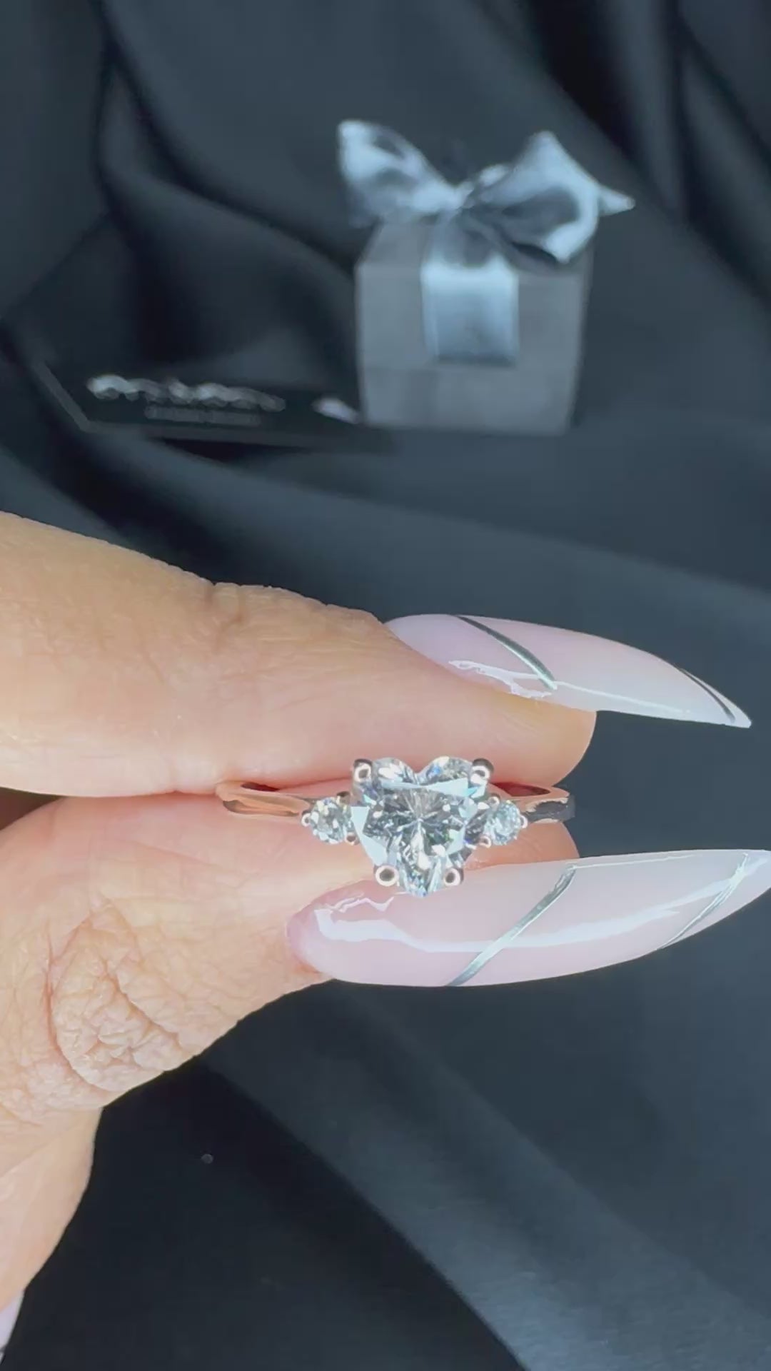 Yakut Kalp Pırlantalı Yüzük - Odyat