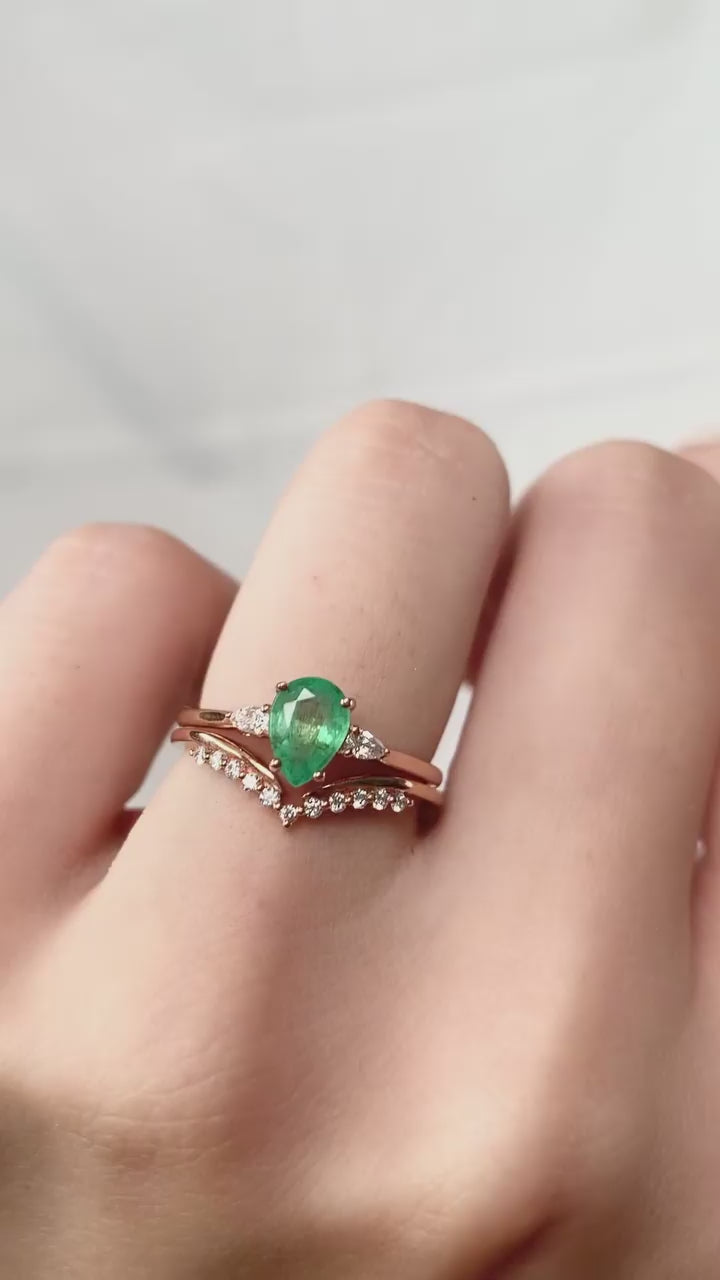 Кольцо Vintage Drop Emerald - Alderamin