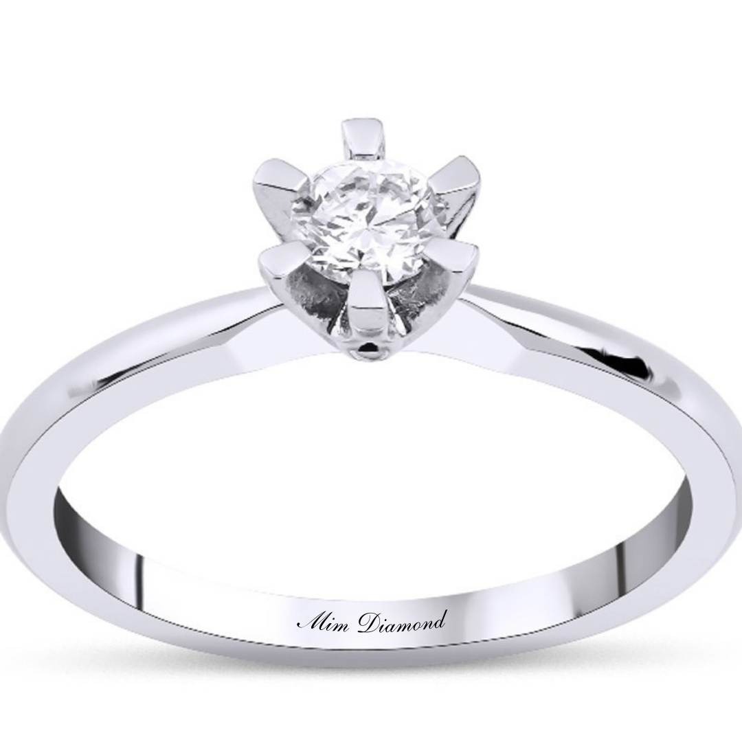 Altı Tırnak Tektaş Pırlanta Yüzük