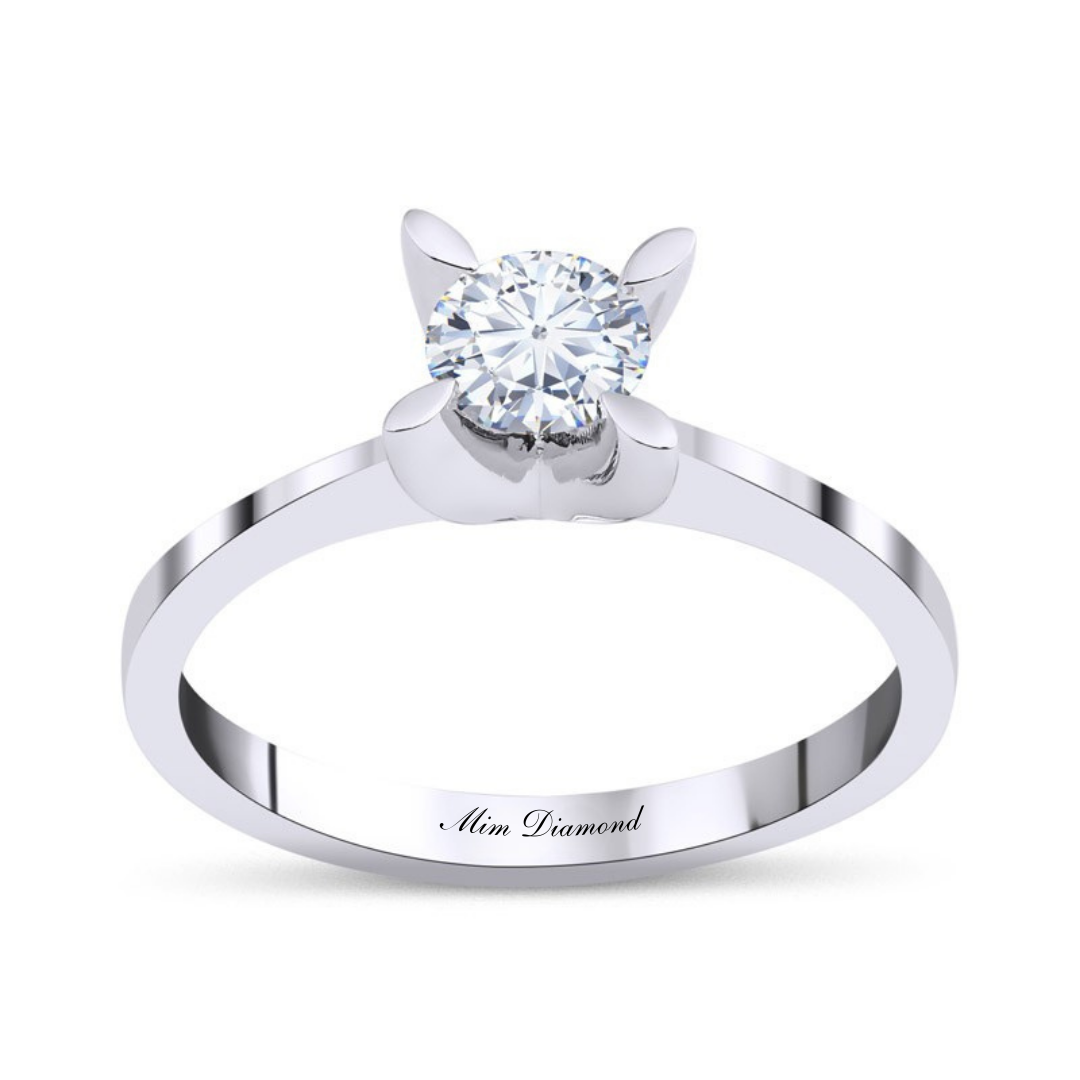 Badem Tırnak Tektaş Pırlanta Yüzük