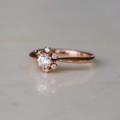 DANDELION SOLITAIRE - Mim Diamond