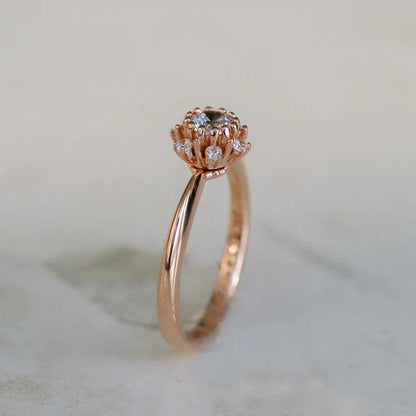 DANDELION SOLITAIRE - Mim Diamond