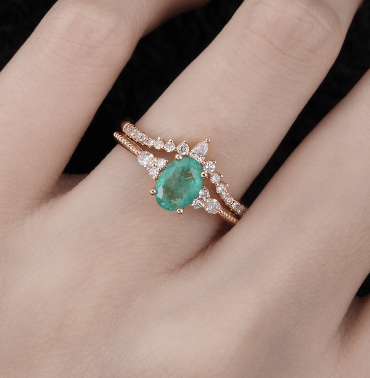 Vintage Oval Zümrüt Pırlanta Evlilik Teklifi Yüzüğü - Giennah