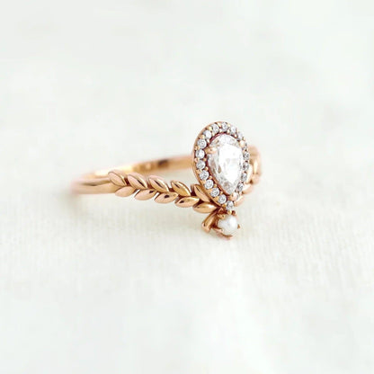 THE FAIRY RING - Mim Diamond